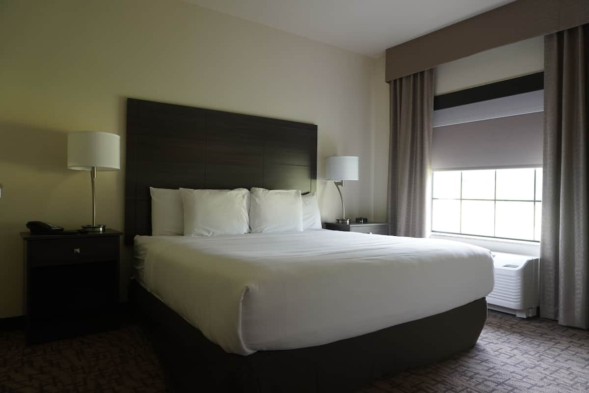 Desk, blackout curtains, iron/ironing board, free WiFi