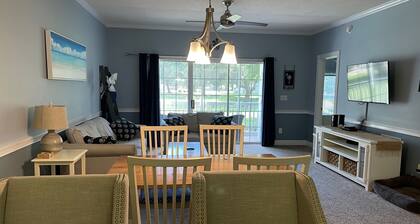 Gorgeous Pet Friendly First Floor Condo in Myrtlewood Villas