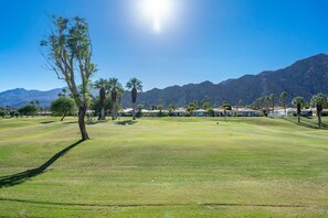 Golf - Soaring Mountain View Condo in PGA West Palmer (La Quinta)