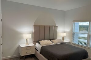 Bedroom - Storey Lake home close to Disney and other parks (KISSIMMEE FL)