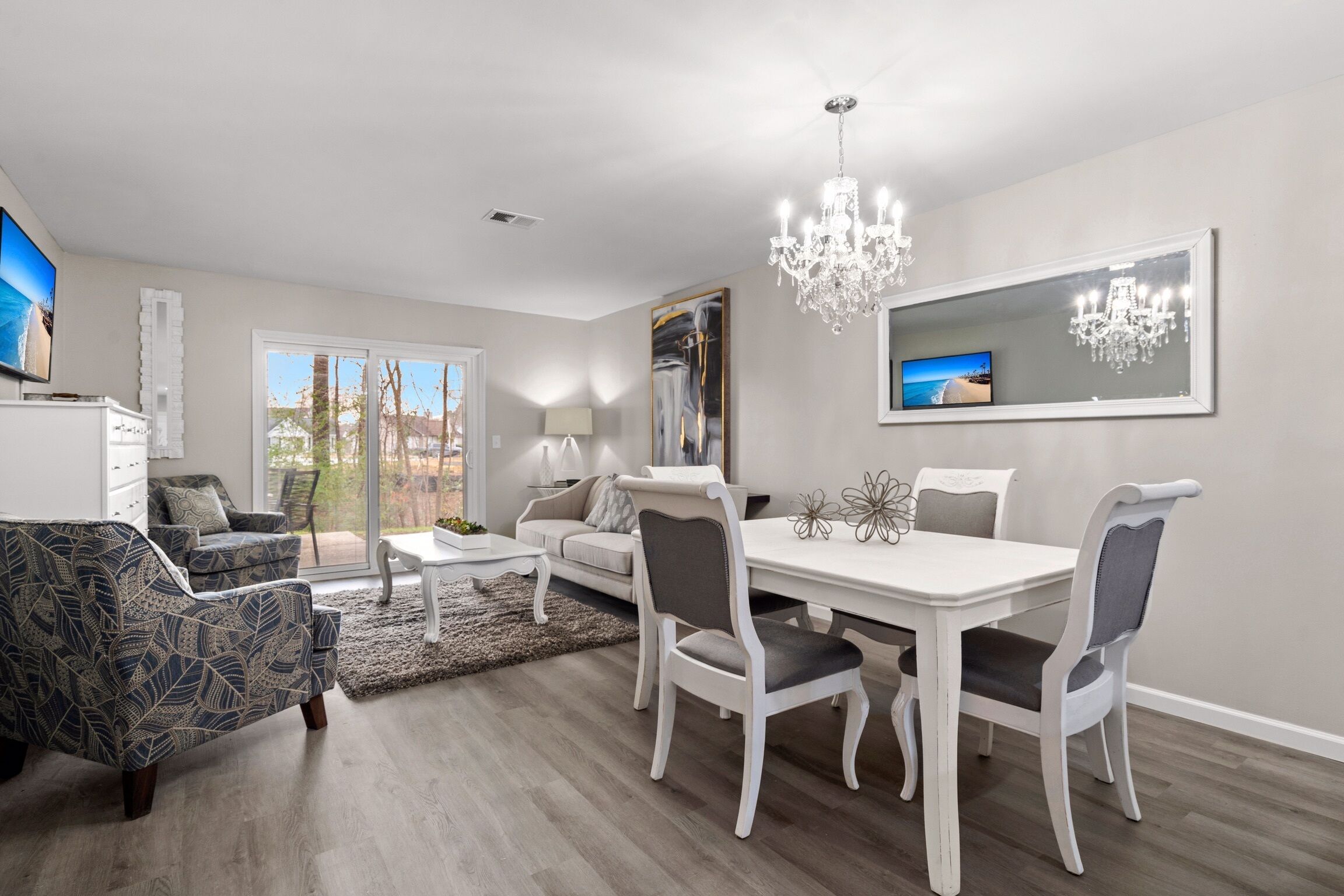 Spacious 2 Bedroom Condo - Charleston, SC