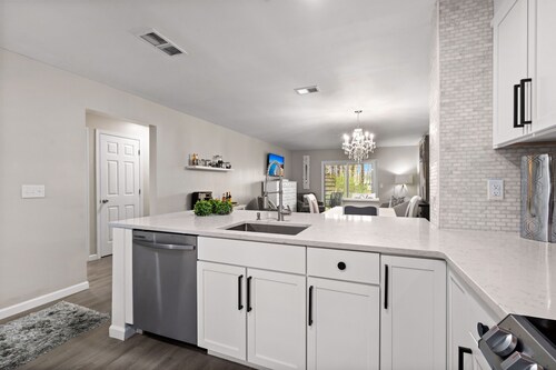 Spacious 2 bedroom condo