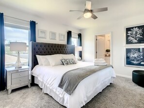 7 slaapkamers, een strijkplank/strijkijzer, wifi, beddengoed