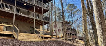 2 River Front Cabins side by side! 7th night free! Ask host