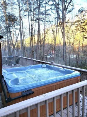 مغطس سبا خارجي