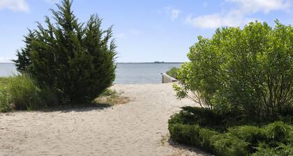 Beautiful remodeled 2 bedroom home — 5 min from the beach! 20 percent for week