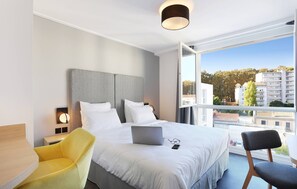 1 bedroom, in-room safe, free WiFi, bed sheets