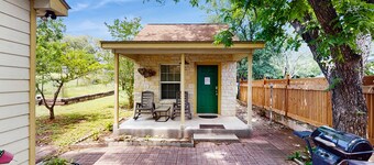 Cozy & Cute Cabin with Fenced Patio, Grill, AC & WiFi - Walkable Locale
