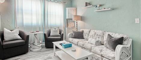 Televisión, videojuegos, estéreo