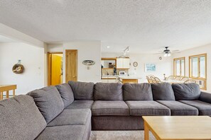 Televisio, DVD-soitin, stereot