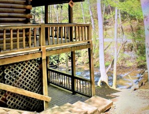 Property grounds - Bear Pause,BabblingCreekfront Logcabin,HotTub delivery Sept 2025,FirePit,Hammock (Cherry Log)