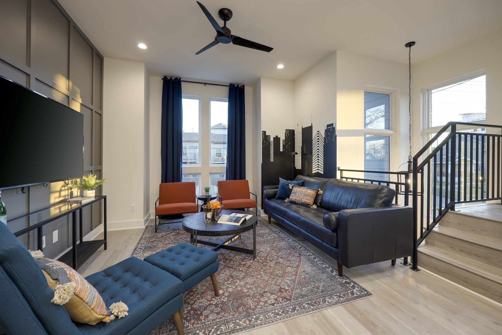 Large Private Rooftop - Spacious Luxury Townhome