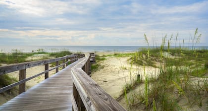 Unwind on Tybee Island: Quick Walk to the Ocean, Sunset Views & Coastal Charm