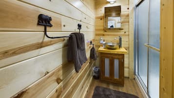 Douche, serviettes fournies