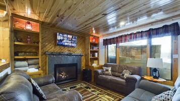 Smart TV, fireplace, DVD player