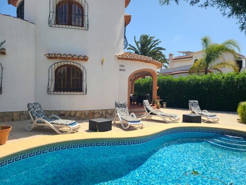 Villa REGINA with private pool in Els Poblets