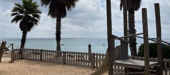 3SUITES - New building close to the beach and Barcelona