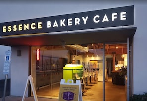 Point of interest - 4-br Arcadia lite ranch home - foodie's paradise! (Phoenix)