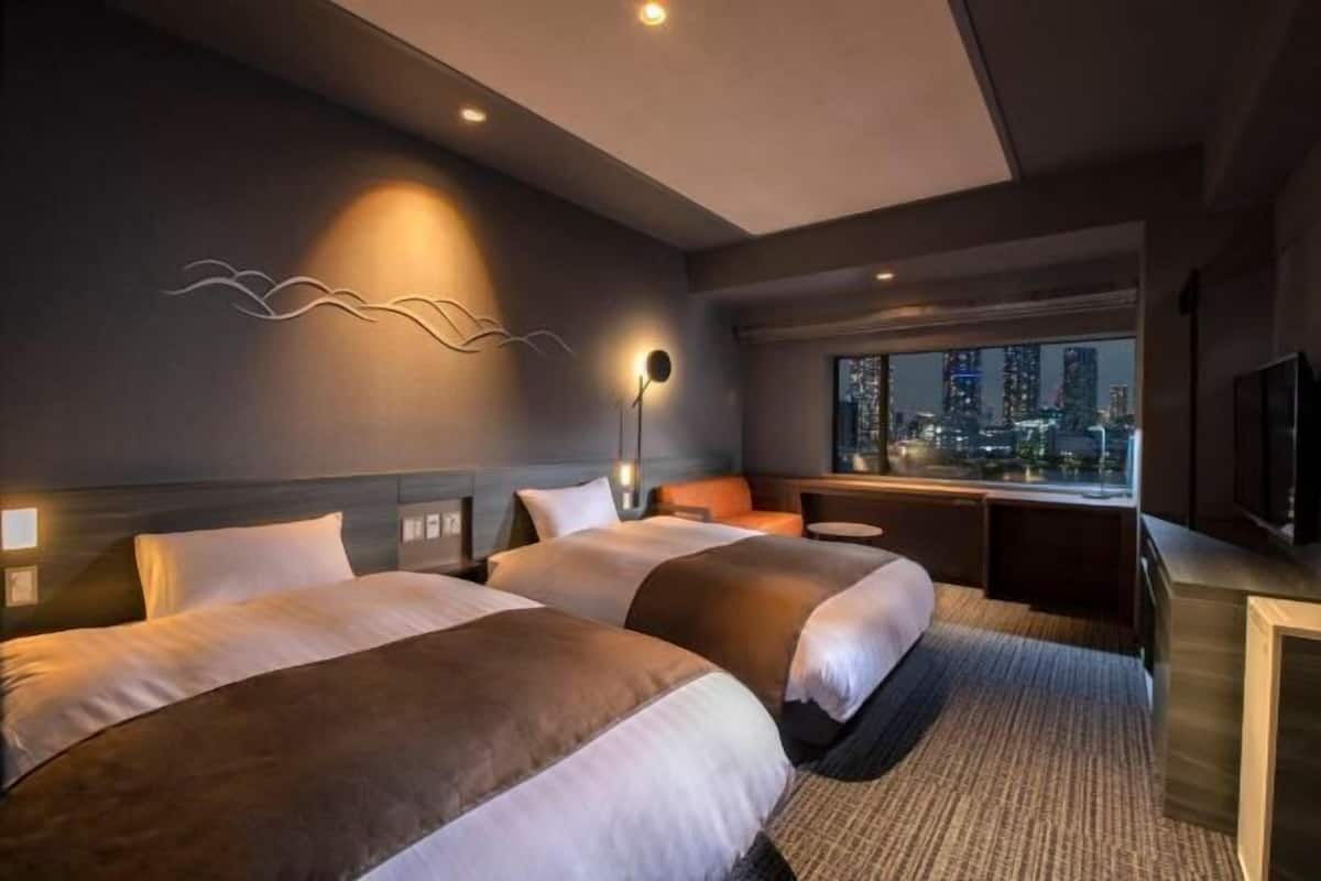 In-room safe, desk, blackout drapes, free WiFi