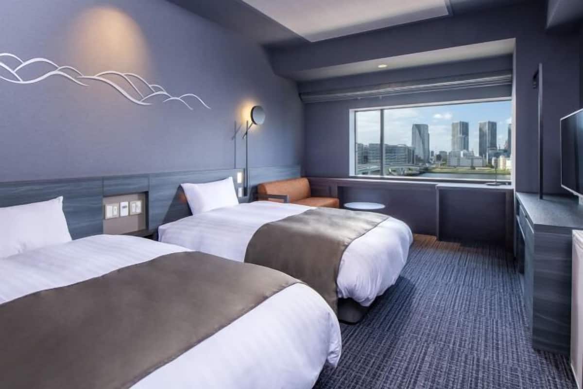 In-room safe, desk, blackout drapes, free WiFi