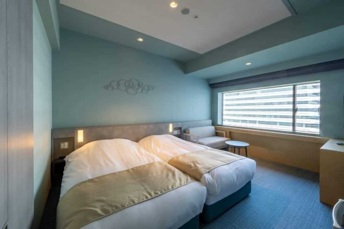 In-room safe, desk, blackout drapes, free WiFi