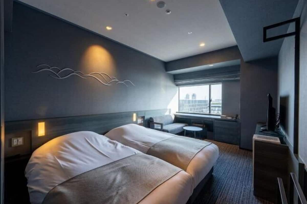 In-room safe, desk, blackout drapes, free WiFi