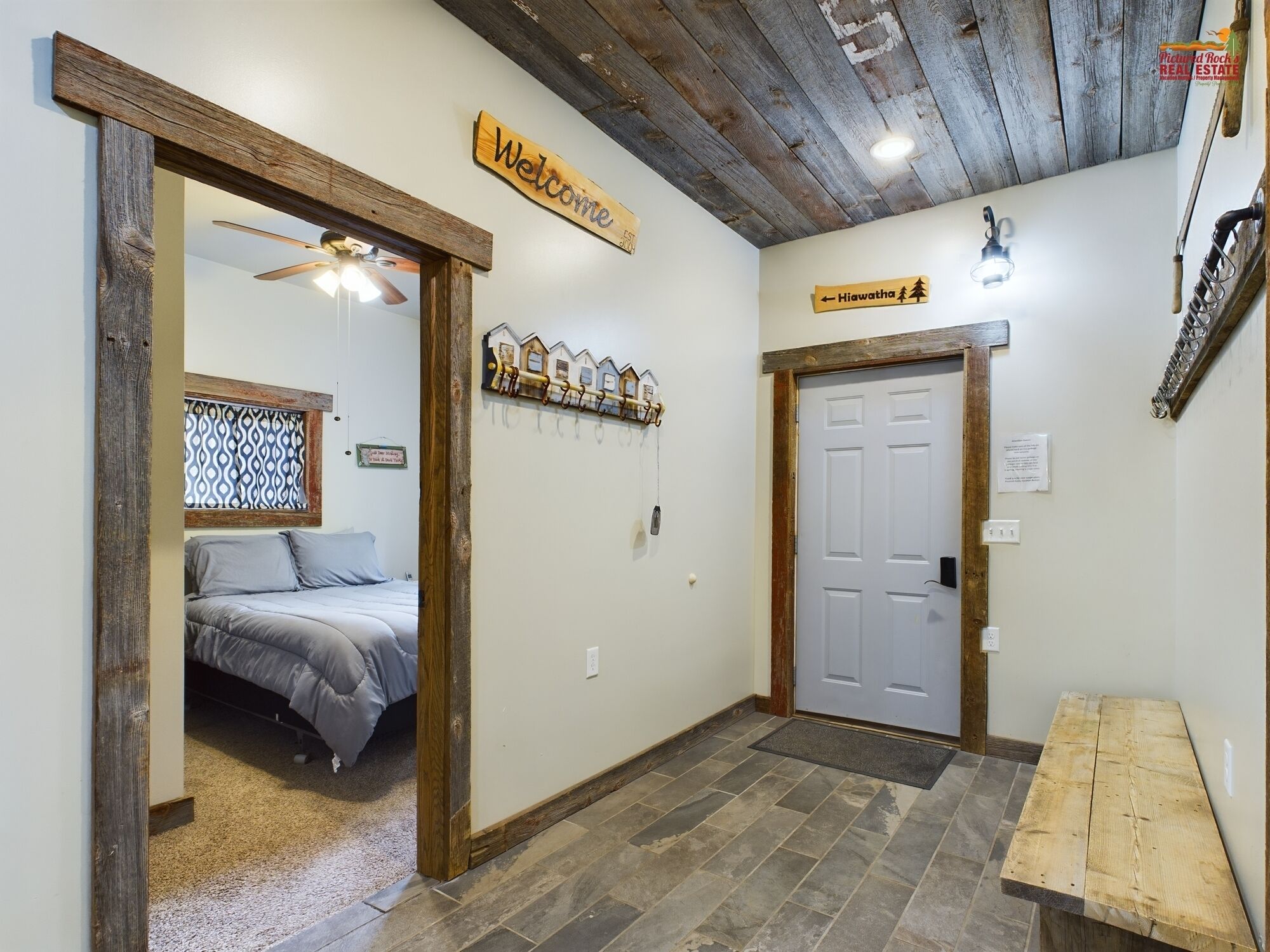 5 bedrooms, travel cot, free WiFi, bed sheets