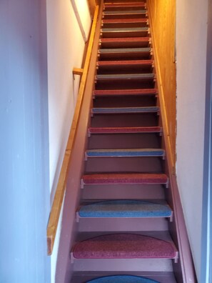 Unclassified image, 3 of 12, button