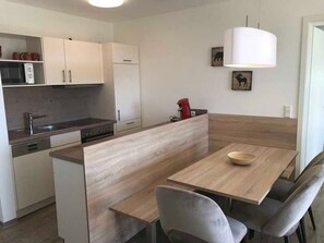 Fridge, microwave, oven, dishwasher