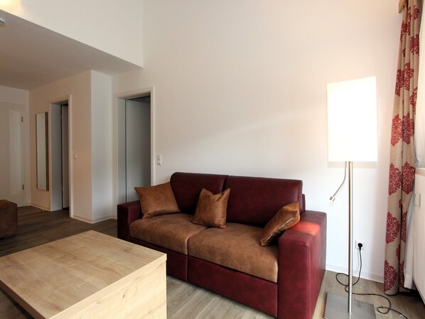 Imagen sin descripción, 1 de 18, botón