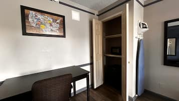 Minibar, Wi-Fi gratuit, draps fournis