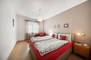 2 habitaciones, tabla de planchar con plancha y wifi gratis 