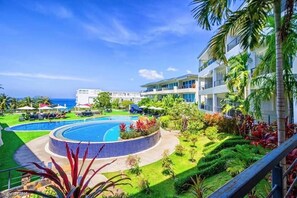 Pool - Condominium Sea view Sunset in Karon (Karon)