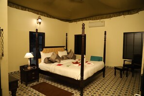 Luxury Double Room | In-room safe, blackout curtains, soundproofing, iron/ironing board - The Pench International (Kurai)