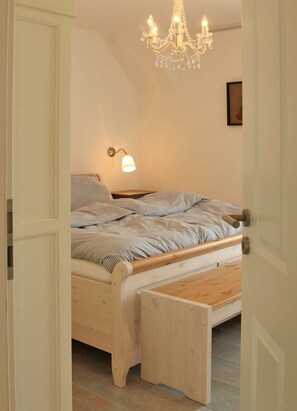 2 bedrooms, travel crib, WiFi - Klein-Ida by the sea with bed linen, towels, final cleaning - apartment, 2 bedrooms, max 4 persons (Börgerende-Rethwisch)