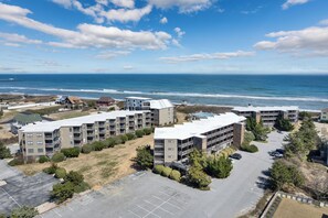 Exterior - 2952 - Davis - Coastal Condo in Duck Steps from the Beach (Duck)