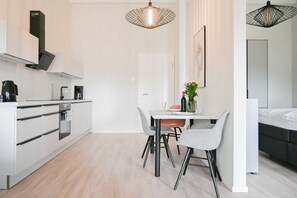 Imagen sin descripción, 3 de 10, botón