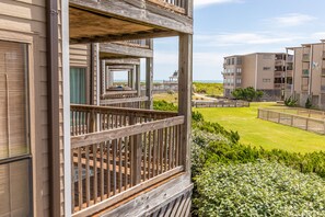 Property grounds - 2965 - Summer Palace, Condo with a short walk to Duck and Colony By the Sea amenities (Duck)