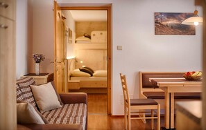 2 chambres, Wi-Fi gratuit, draps fournis