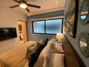2 quartos, ferros/tábuas de passar roupa, Wi-Fi, roupa de cama