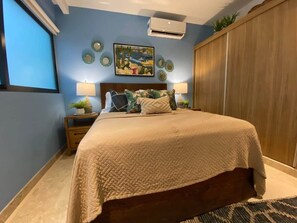 2 quartos, ferros/tábuas de passar roupa, Wi-Fi, roupa de cama