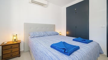 3 chambres, fer et planche à repasser, Wi-Fi gratuit, draps fournis