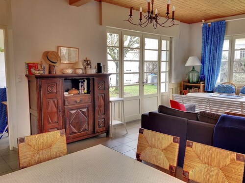 Beach & Forest Retreat: Spacious House, Garden, BBQ, WiFi, Near Shops