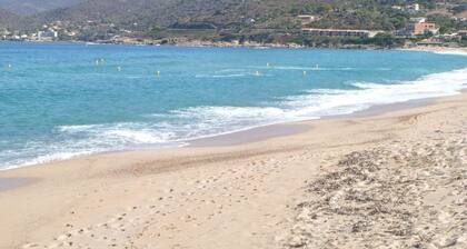 3-bedroom villa 200m from beach with garden, terrace, and secure parking