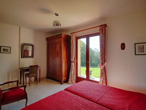 3 bedrooms, free WiFi, bed sheets