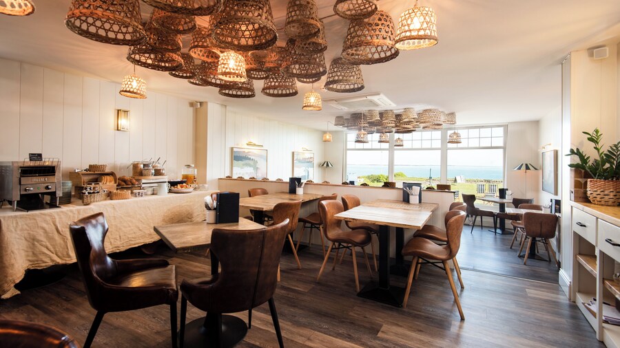 Beach House Hotel