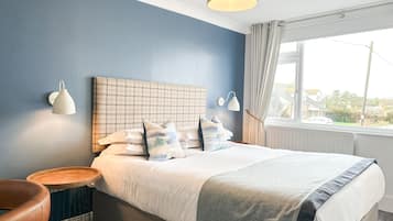 Classic Double - Not Pet Friendly | Soundproofing, free WiFi, bed sheets