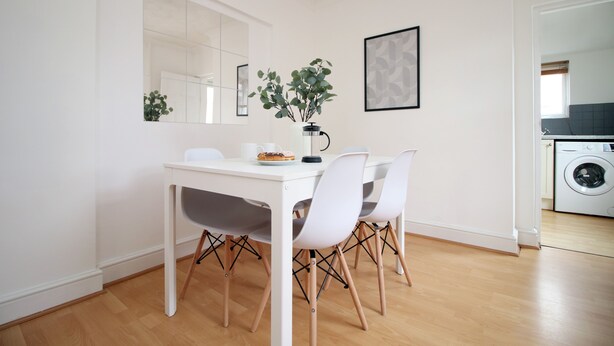 Unclassified image, 1 of 28, button - Mawr Terrace by Tŷ SA -NEW sleeps 8 (Cardiff)