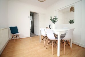 Apartamento | Servicio de comidas en la habitación