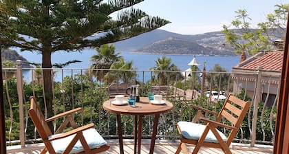 Romantic Stone Villa With Private Pool Just 100m From The Beach